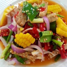 ตำข้าวโพดหมูยอ