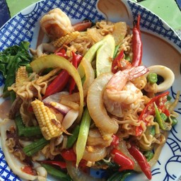 มาม่าผัดขี้เมา