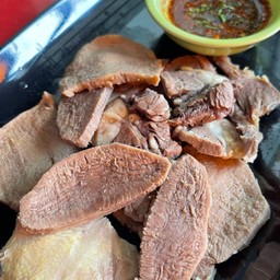 ลิ้นวัวลวก