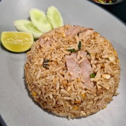 ข้าวผัดหมู