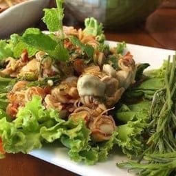 ยำหอยนางรม