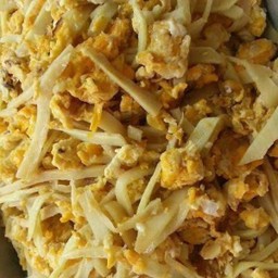 หน่อไม้ผัดไข่ราดข้าว