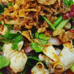 ยำหอยนางรมน้ำพริกเผา