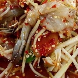 ส้มตำกุ้งสด