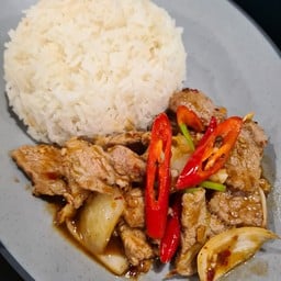 ข้าวราดหมูผัดพริกเผา