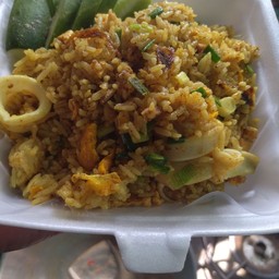 ข้าวผัดผงกระหรี่