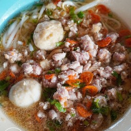 ก๋วยเตี๋ยวโบราณ ยายหนิด