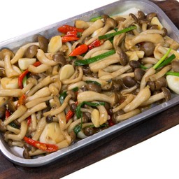 เห็ดชิเมจิผัดเนย