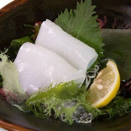 ปลาหมึกขาวซาชิมิ