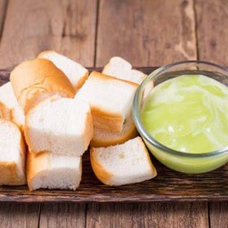ขนมปังอบไอน้ำ Steam bread and custard
