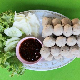 ลูกชิ้นแซ่บ บางบอน3