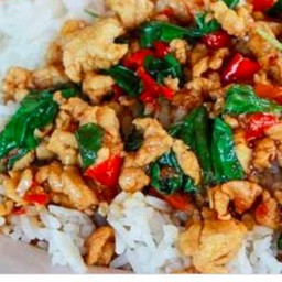 กระเพราไก่(ราดข้าว)