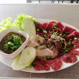 ร้านลาบบ้านอัจฉราริน