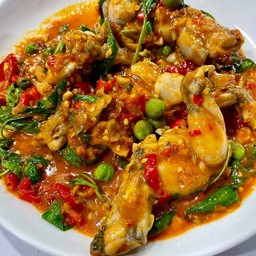 น่องกบผัดเผ็ด ผัดสด