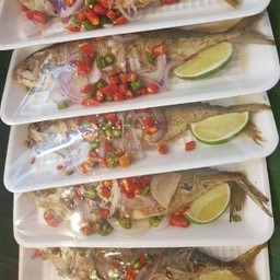 ปลาทูเค็ม