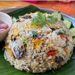 ต้มยำคนรุม น้ำข้นน้ำใส (ตลาดสุวรรณเกลียวทอง) ท่าเรือ