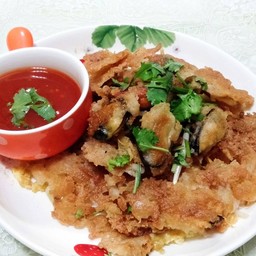 แม่สาว หอยทอด