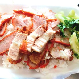 ข้าวหมูแดง