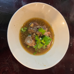 ชายสี่ บะหมี่เกี๊ยว บางแสน