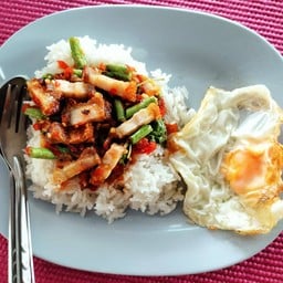 อาหารตามสั่งเบ็ญจา
