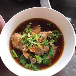 เตี๋ยวไก่มะระตาจ่อย