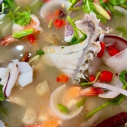 ต้มยำทะเล น้ำใส