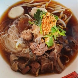 ติ๊กก้วยเตี๋ยววัดดงมูลเหล็ก