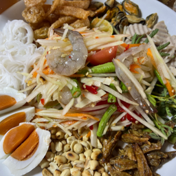 ตำถาดกุ้งสด