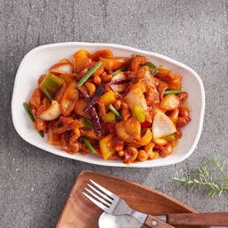 ไก่ผัดเม็ดมะม่วง.