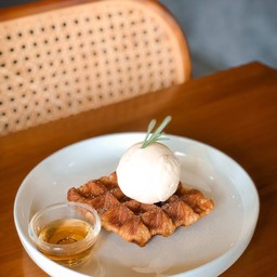 Vanilla Croffle