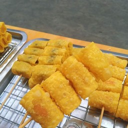 เกี๊ยวทอดกรอบสุ่ม
