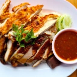 ข้าวมันไก่ เจ๊แหม่ม พุทธมณฑลสาย 5