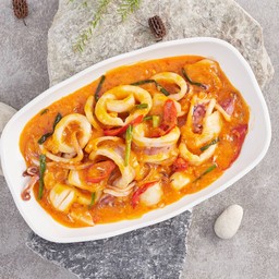 หมึกผัดไข่เค็ม.