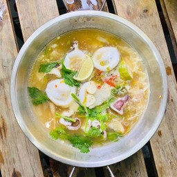 ปลาหมึกไข่นึ่งมะนาว
