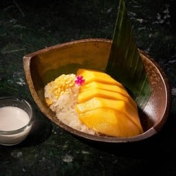 ข้าวเหนียวมะม่วง Mango with sticky rice