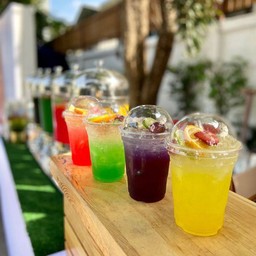 Pinyacoffee ตลาดสี่มุมเมือง