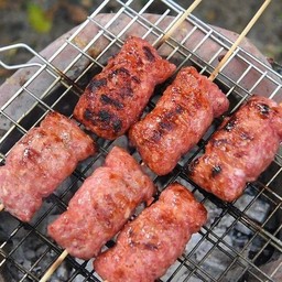 ไก่ย่าง&แหนมย่าง เมืองตาก