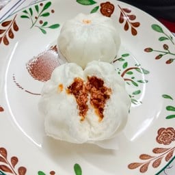 ซาลาเปาหมูแดง