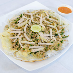 พิซซ่าเวียดนาม  ( แผ่นข้าวเกรียบปากหม้อ)
