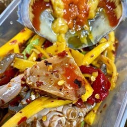 ตำ มะม่วงกะปิ ปูไข่ดอง 1 ตัว 200 กรัม