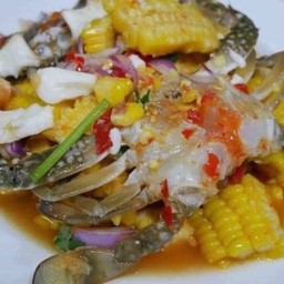 ตำ ข้าวโพดปูม้า โรยถั่ว