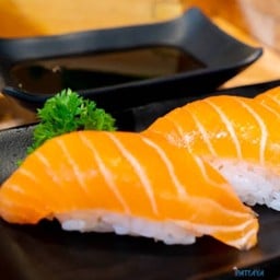 ซูชิแซลมอน