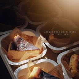 Basque burn cheese cake