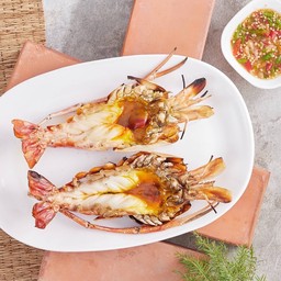 กุ้งแม่น้ำเผาน้ำจิ้มซีฟู้ด