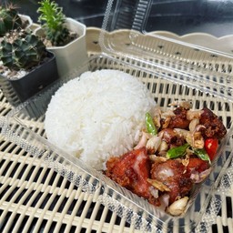 ร้านวันวานยังยำอยู่