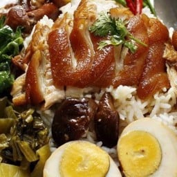 ก๋วยเตี๋ยวไก่มะระ&ข้าวขาหมู by เปิ้ลกะหนูบ้านใหม่