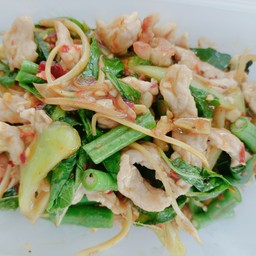 ผัดฉ่าหมูชิ้น