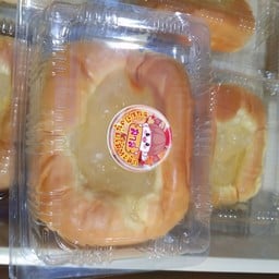 สาลี่ขนมปังไส้ทะลัก MORE SPACE