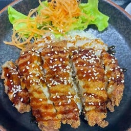 ข้าวหน้าไก่ทงคัตสึ ราดซอสเทอริยากิ