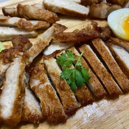 ข้าวหมูทอดตาโต สาขาเอกชัย